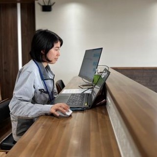 先輩社員の声